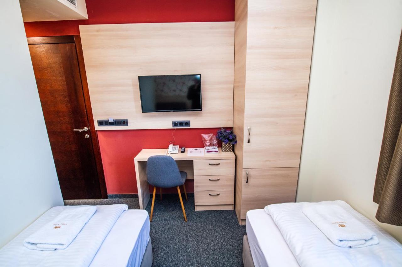Zlatna Kruna Banja Luka Zewnętrze zdjęcie