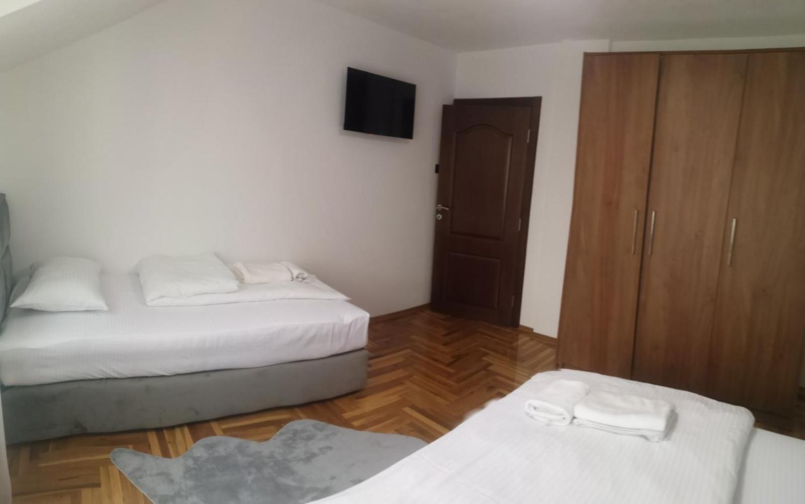Zlatna Kruna Banja Luka Zewnętrze zdjęcie